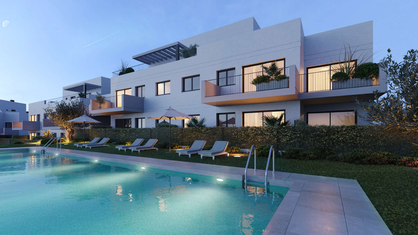 Luxury Apartments in Málaga, Near Golf and Mediterranean Sea